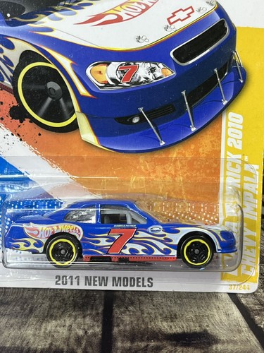 Hot Wheels 2010 Chevrolet Lumina Danica Patrick NASCAR Cup Sealed USED NM Cond - Picture 1 of 6