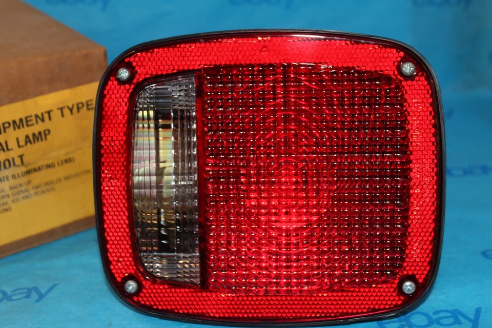 Новый из старых запасов Glo-Brite #233 универсальный стоп-сигнал поворотник задняя лампа - Изображение 2 из 4