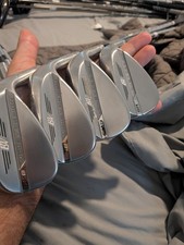 Right Titleist sm8 tour chrome wedge set.48,52,56,60.vokey.............
