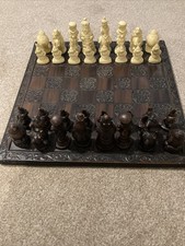 Berkeley Vintage Alice in Wonderland Chess Set Resin with Felted Wooden Board