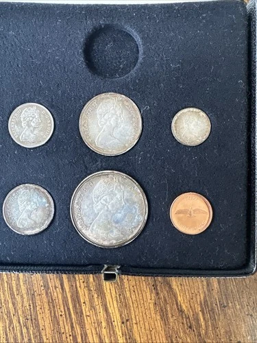CANADA 1967 PROOF SET IN BLACK BOX