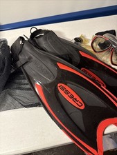 Cressi Snorkel Diving Accessory Sizes M-L Red...