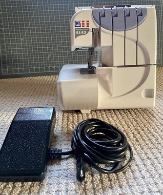 W6 Nähmaschine N 454D - Overlock