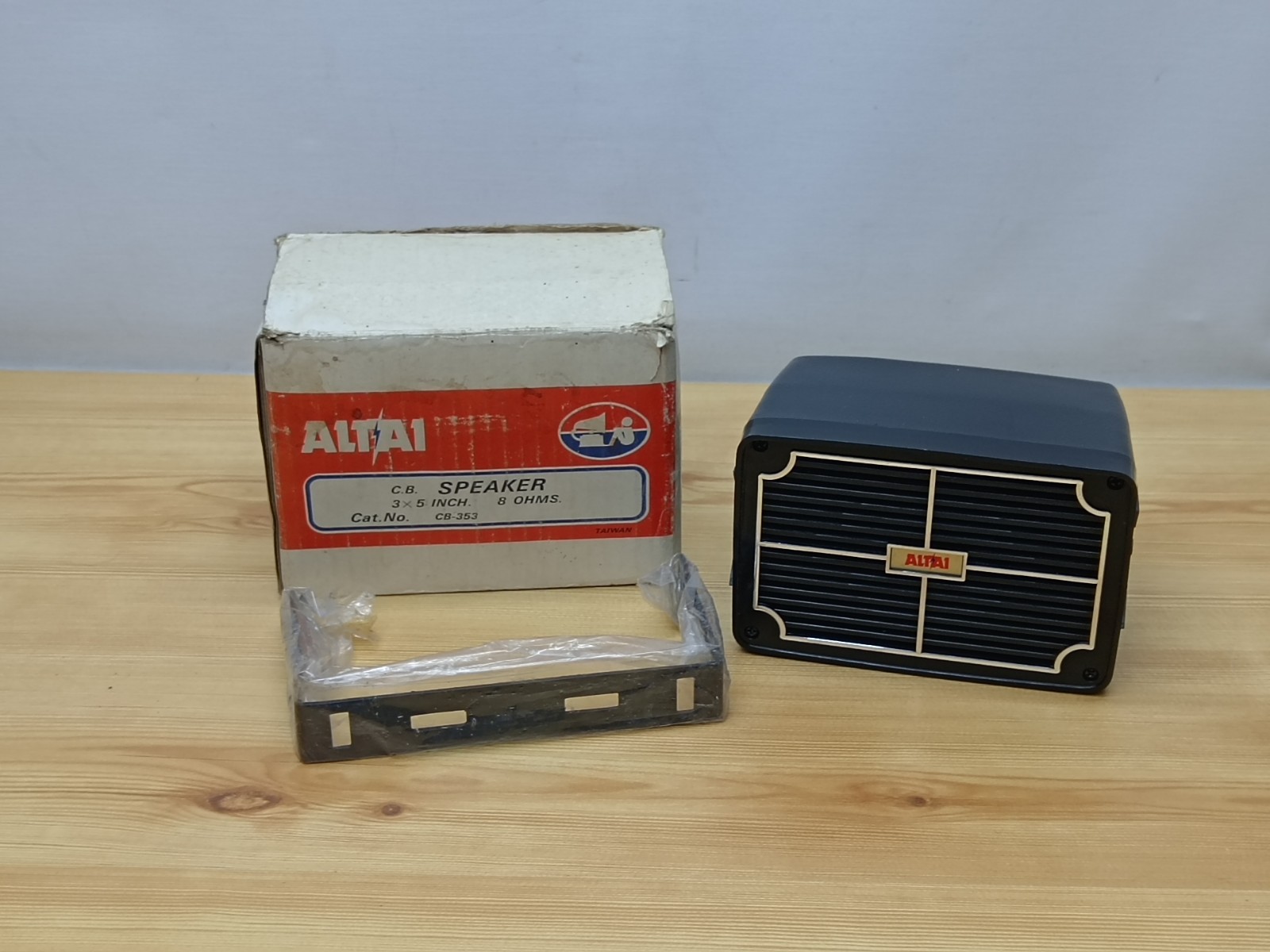 Vintage 1980s Altai CB Radio 3"x5" Loud Speaker - Fully Working 