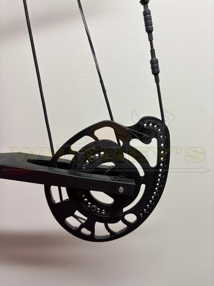 Bowtech Specialist ll - Main droite - 60lbs - 23-32,5 - Vert OD