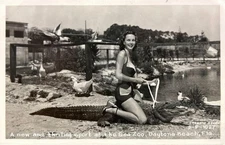Daytona Beach FL Florida Woman Riding Alligator Sea Zoo RPPC Photo Postcard COPY