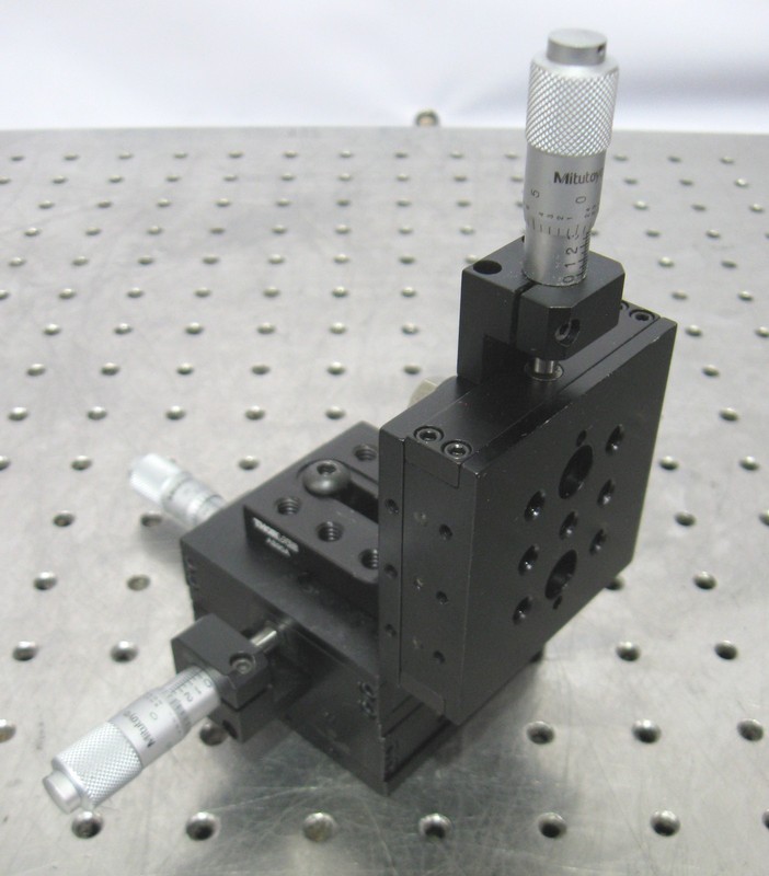 C202971 Thorlabs XYZ Linear Positioning Stage w/ 1/2" Mitutoyo Micrometers