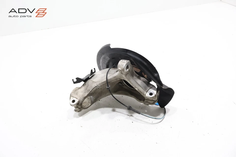 2022 - 2025 MITSUBISHI OUTLANDER FRONT RIGHT SIDE SPINDLE KNUCKLE HUB OEM - Image 2 of 4