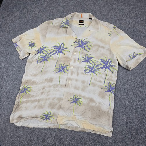 Hugo Boss Shirt Mens LARGE beige hawaiian Short Sleeve Button Up regular Size L - Picture 4 of 9