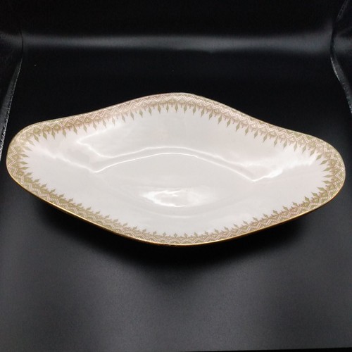 Limoges Wm Guerin gue15 9 1/2" Oval Relish Green and Red patter with Gold Trim