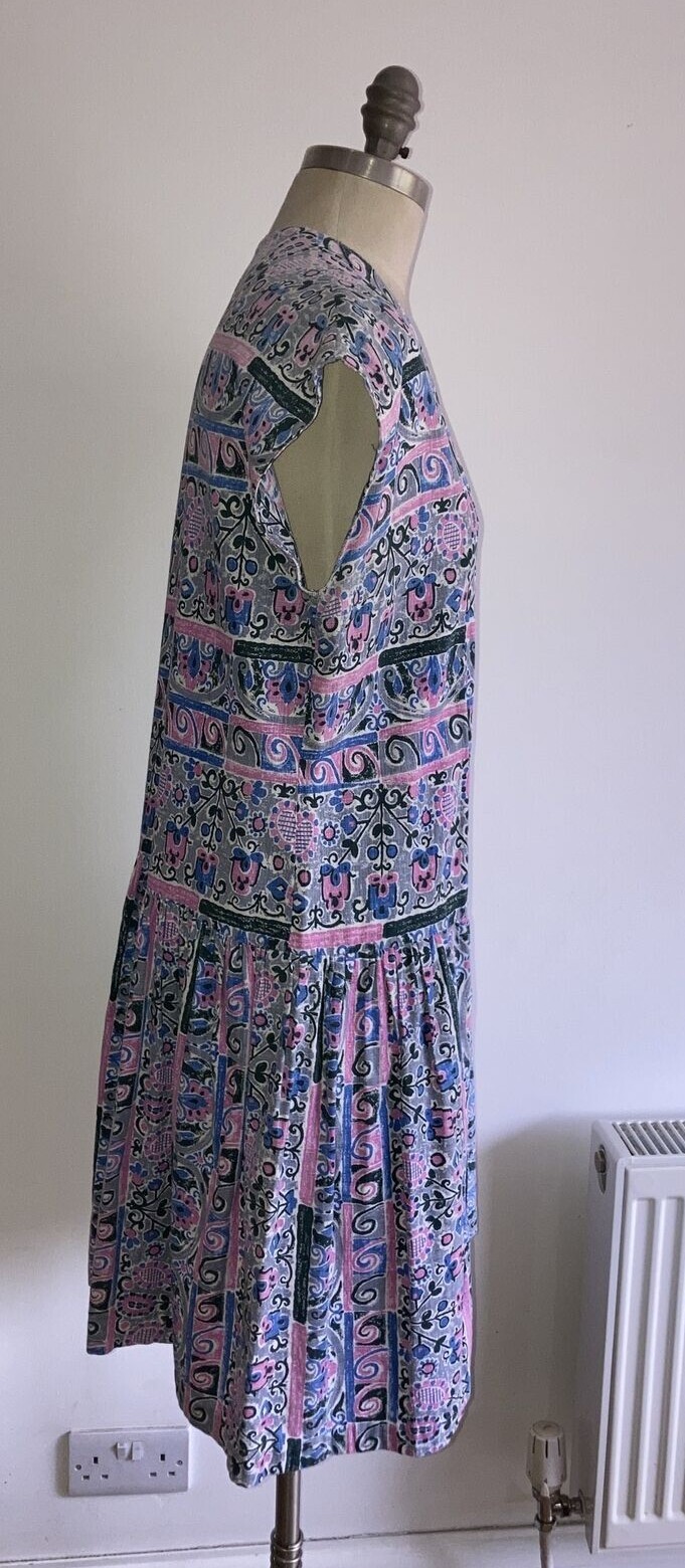 1950s Vintage White/Pink/Grey Barkcloth Dress, 21" pit to pit, Goodwood? 8