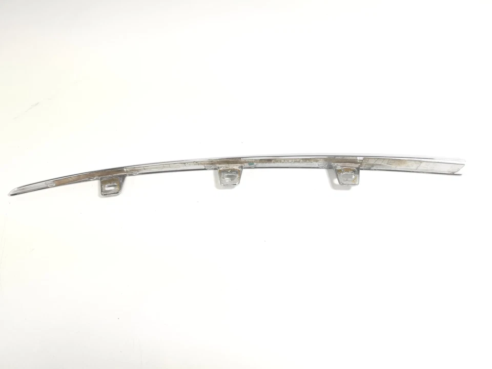 Aston Martin Rapide 5.9 L 2010-22 Verchromte Zierleiste Hintere Rechte Rücklicht - Bild 3 von 4