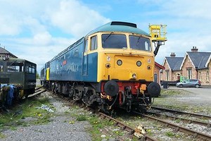 47401 Diesel Locomotive Ltd | eBay UK Stores