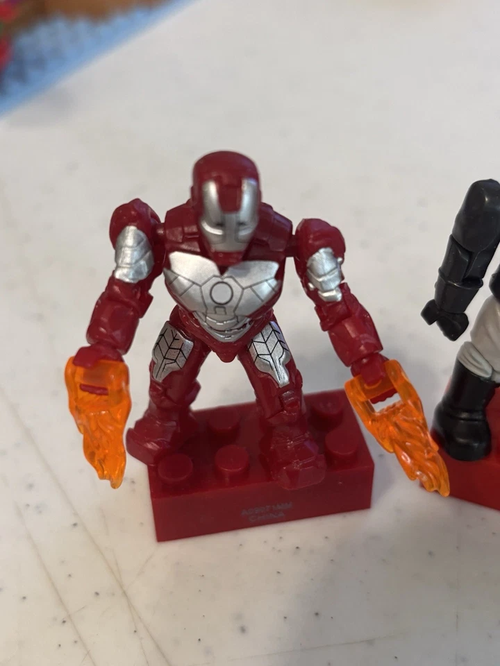 Mega Bloks 91248 Marvel Serie 2 - Juego Completo de 8 Minifiguras - Ultra Raro Foto 4 de 4