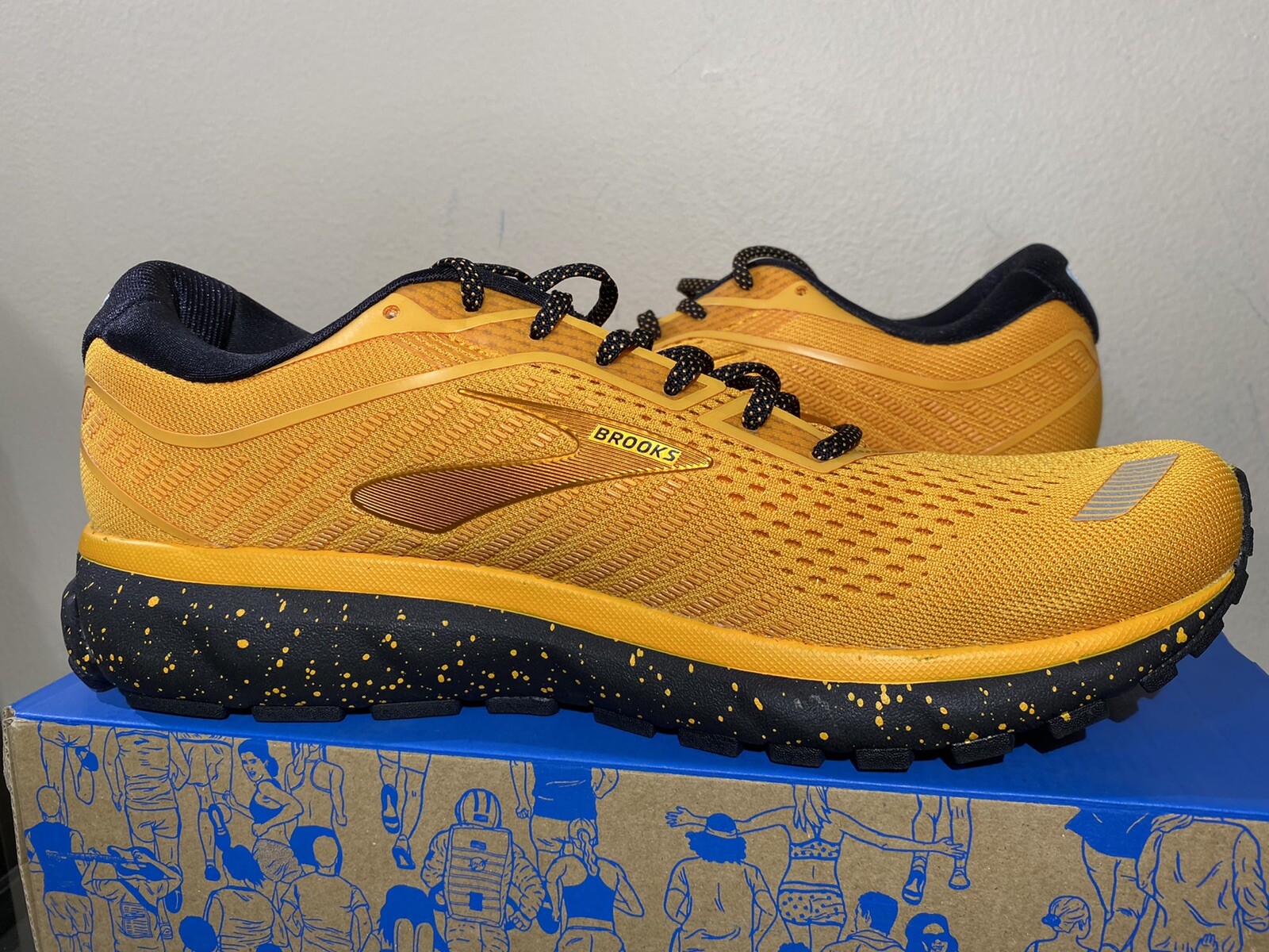 Brooks Ghost 12 купить в Америке, лот 
