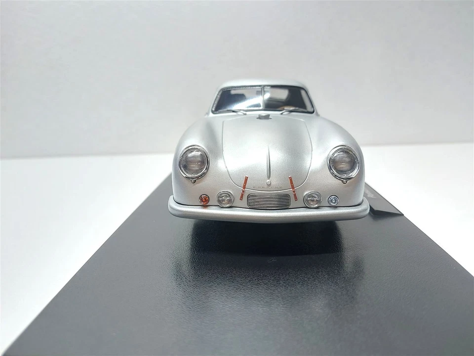 Porsche 356 SL Grigio del 1951 - 1/18 Werk83 - Immagine 2 di 4