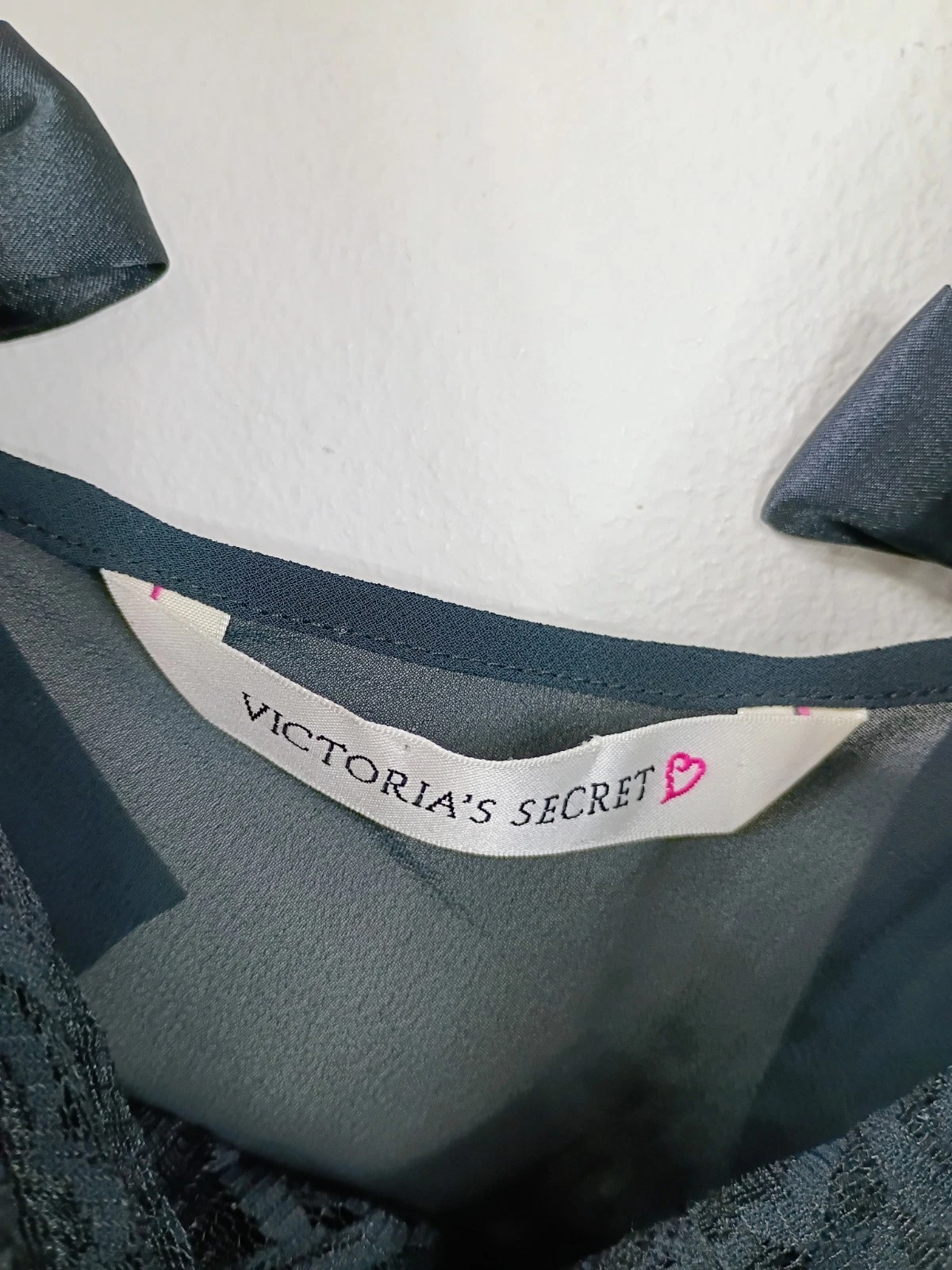 UNDERCOVER Camicia da notte vintage Victoria's Secret in chiffon elasticizzato pizzo nero XS