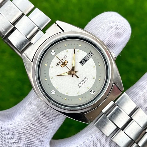 Vintage Seiko 5 Dress Formal Automatic Japan Made Men’s Watch 7009-3041