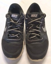 Nike Flex Run 2015 Boys 724989-001 Black Gray Sneakers Running Shoes Size 11C