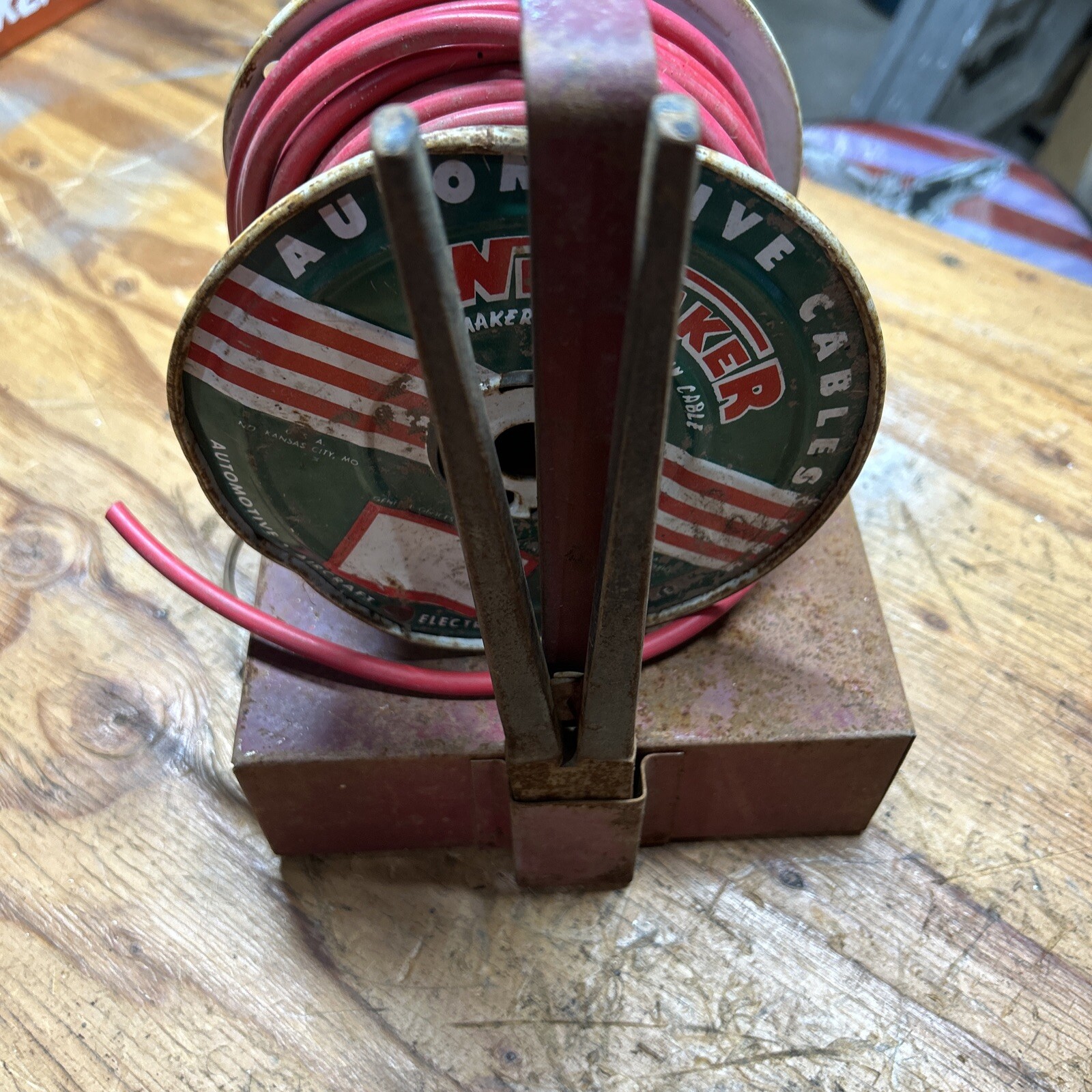 VINTAGE WHITAKER AUTOMOTIVE CABLES DISPLAY DISPENSER TOOL AND