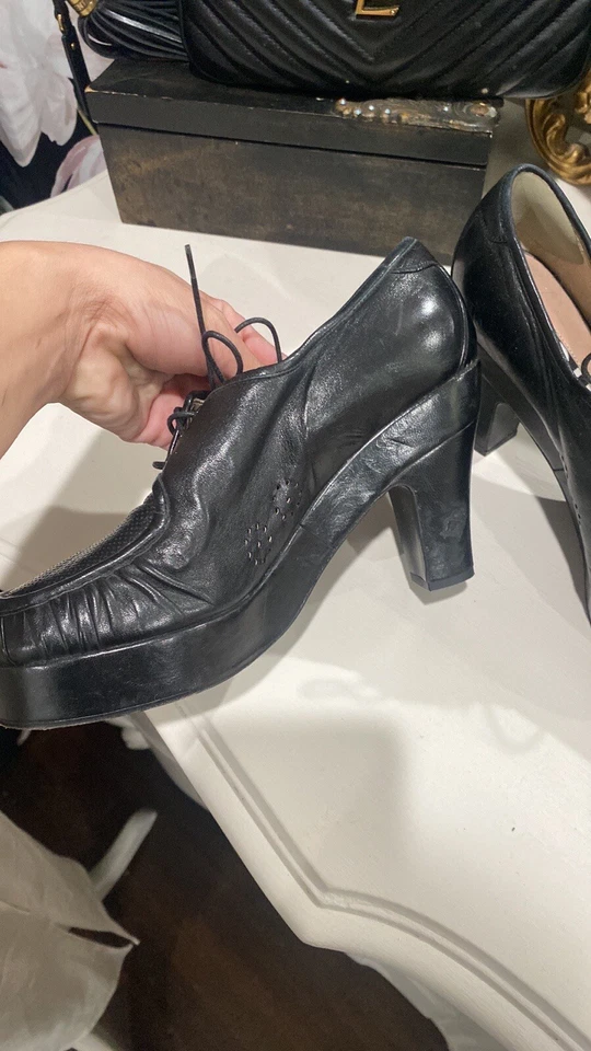 Mocasines de tacón de cuero negro Rochas para mujer talla 37 Foto 4 de 4