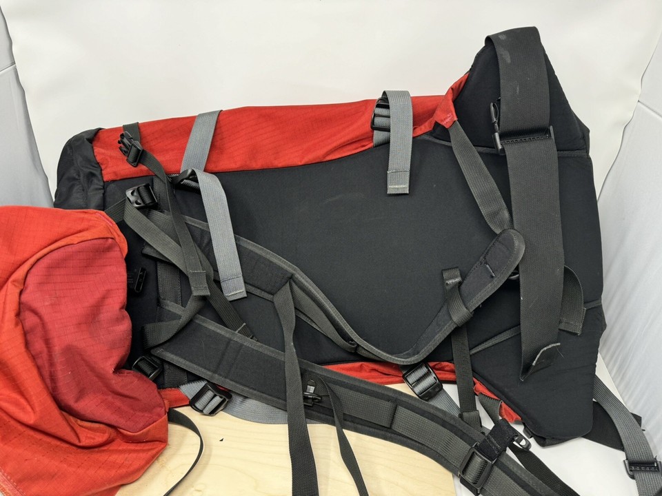 Vintage Arc'Teryx Bora 35 Backpack 35L Size Medium Made in Canada EUC