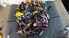 Huge lot 15 lbs Diecast Cars 1:64 pre-owned Mixed Era Mixed Brands ESTATE FIND