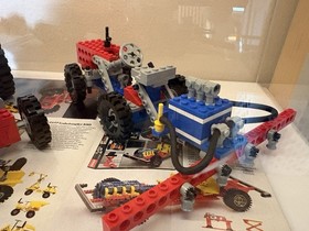 Lego Technic Vintage 952: Pristine: Mint: Collectors Quality + 8841 Mint