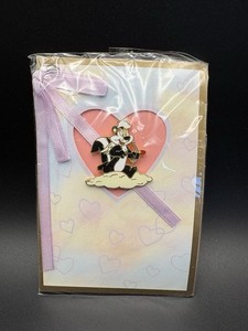 Pepe Le Pew Pin | eBay