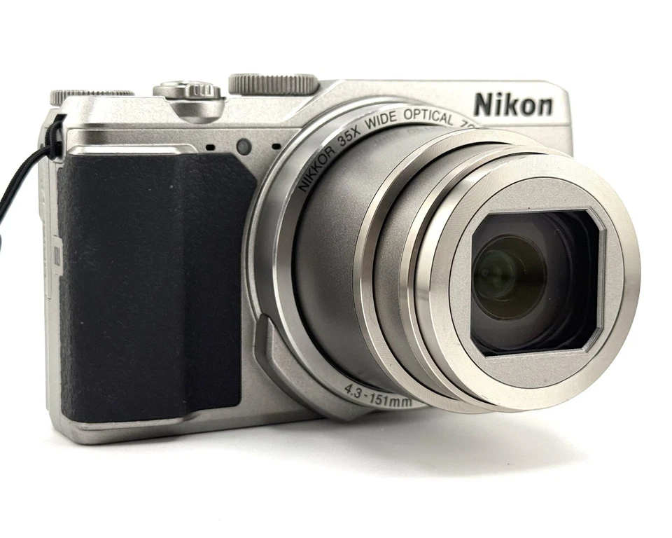 Cámara digital Nikon COOLPIX A900 plateada 20,3 MP WiFi BT 4K 35x zoom probado Foto 2 de 4