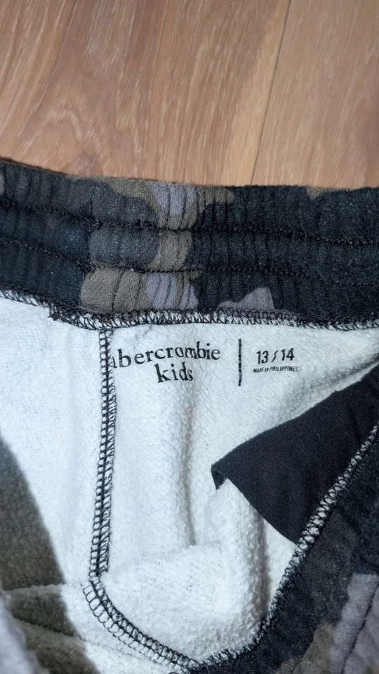 ❤️Abercrombie Fitch Kids Hoodie Boys 11/12 13/14 15/16 Huge Lot AF  - Image 3 of 4