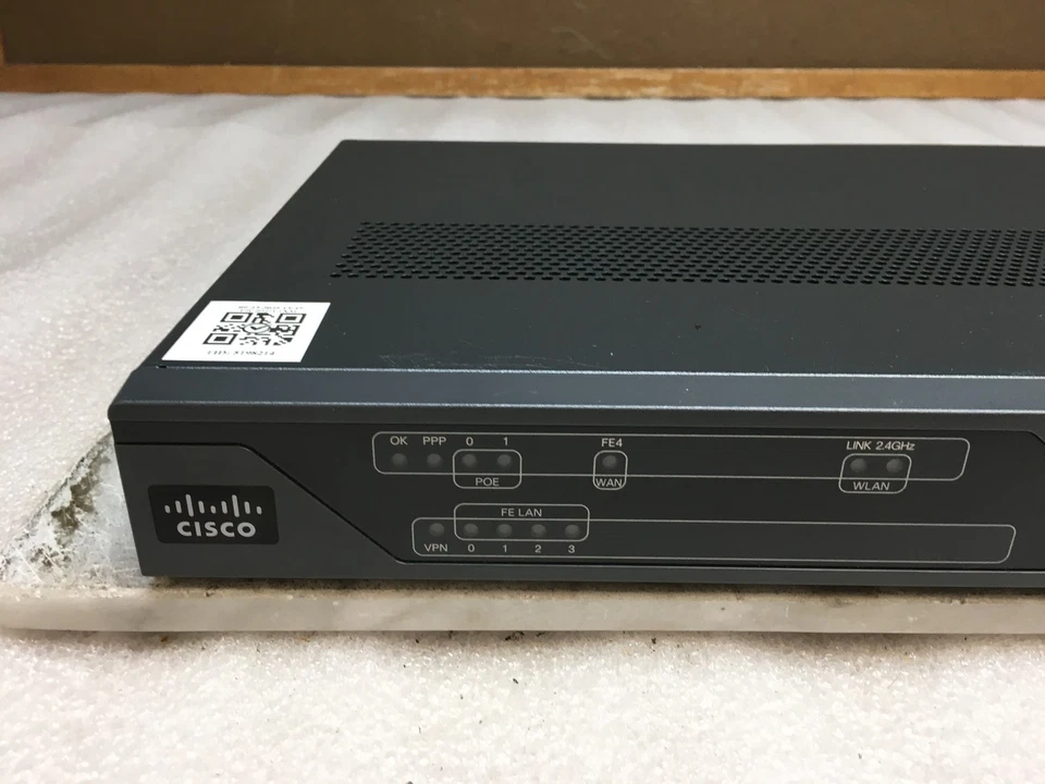 Cisco 800 Series C881W-A-K9 V01 Integrated Services Router No PWR Adapter - Image 2 of 4