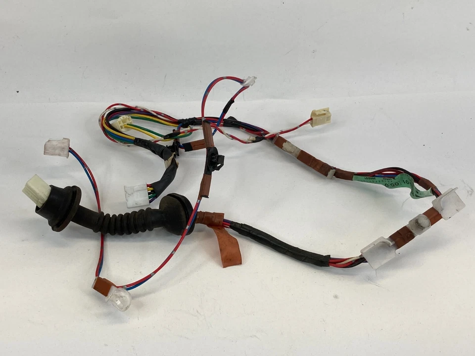 Arnés de cables para puerta trasera derecha Toyota Matrix 2003-2008 82153-01050 OEM Foto 3 de 4