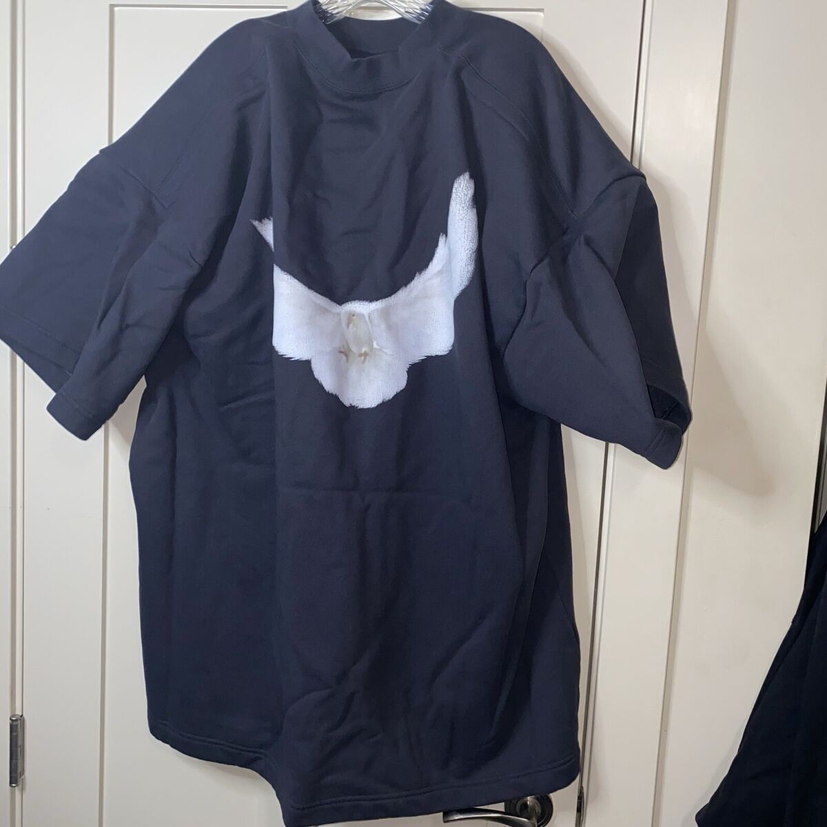 New Yeezy x Gap Engineered Balenciaga 14A Crop Dove Fleece New Yeezy x Gap Engineered Balenciaga 14A Crop Dove Fleece