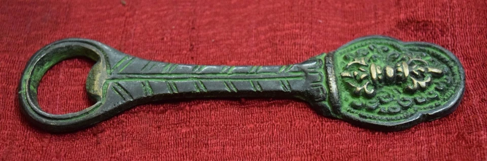 Vajra Design Bottle Cap Opener Decorative Brass Coke Soda Kitchenware Gift VR333 - Image 3 of 4