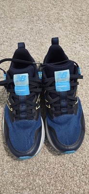 New Balance Nitrel v4 Women's Trail Shoes Size 7.5 Rogue Wave Blue WTNTRCB4