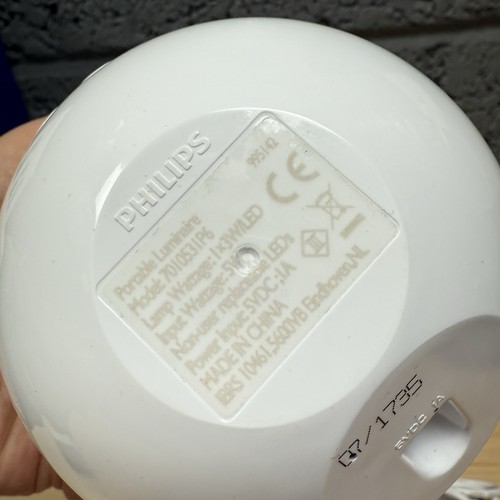 Philips MyLiving Lampada da Tavolo Portatile LED Cambia Colore - Foto 15 di 16
