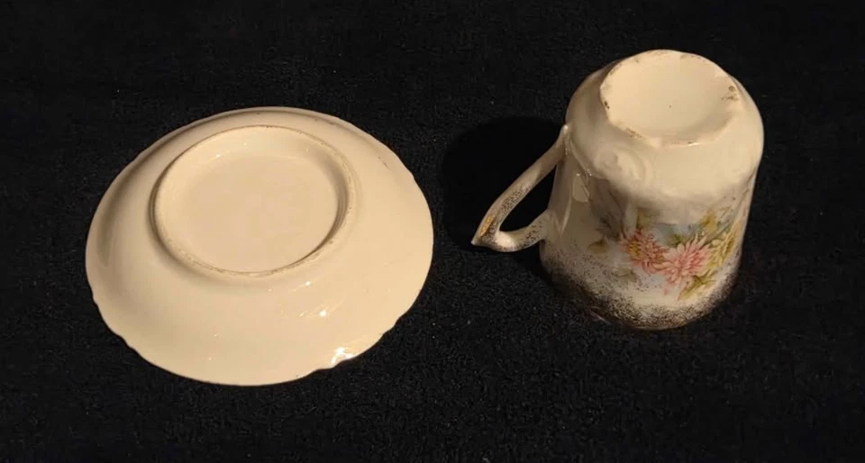 复古花卉茶杯和碟子套装 — 第 4/4 张图片