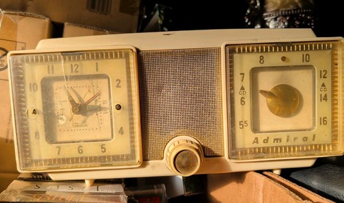 Vintage 1950s Telechron Admiral Art Deco Tube Clock Radio 5F33N Mid Century MCM