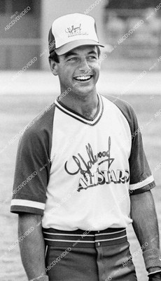  candid Mark Harmon plays baseball for Hollywood All-Stars dp-19214 - dp-19214