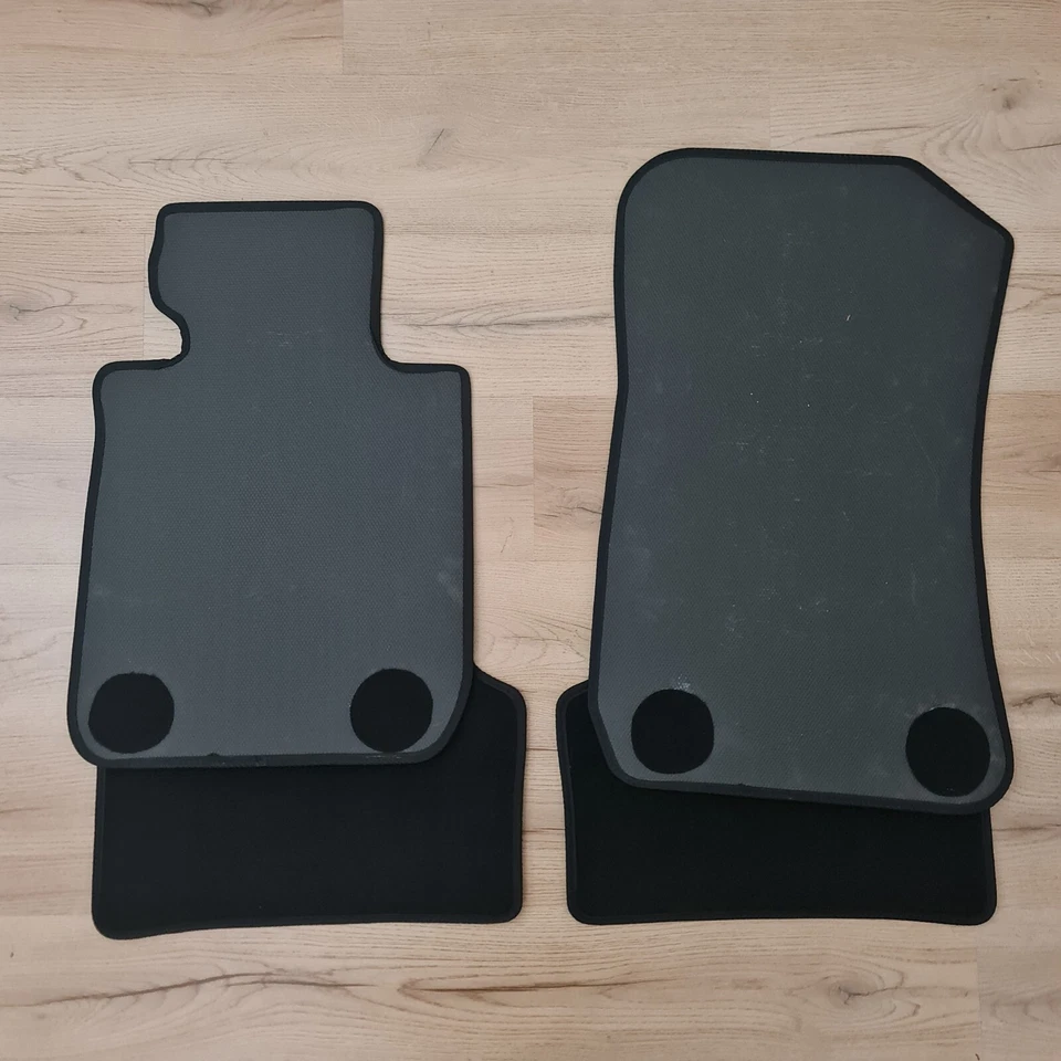 全新 宝马 X1 2009 2015 汽车脚垫 丝绒地毯 黑色 全新 前后防滑 — 第 3/4 张图片