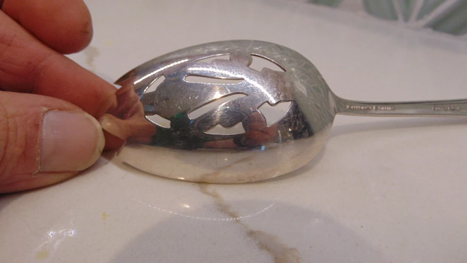 "Spring Glory" International Sterling Pierced Table Serving Spoon-60 grams-8.5" - Image 4 of 4