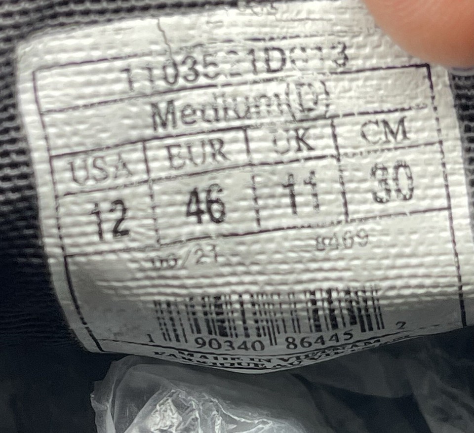 Brooks Catamount Men Size 12 Trail Running Walking Shoes Sneakers Dark