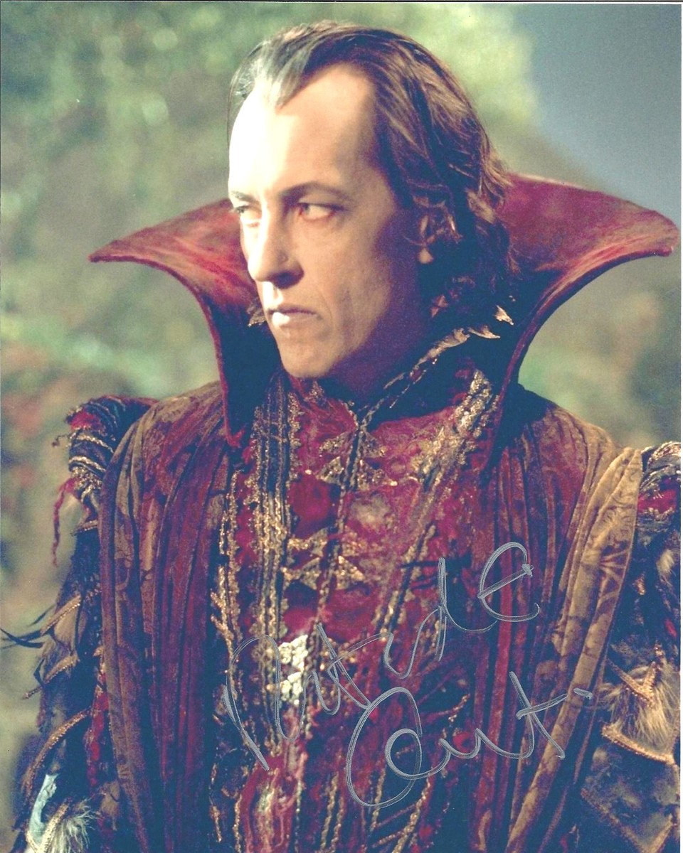 BRITISH ACTOR RICHARD E GRANT SIGNED DOCTOR WHO 8X10 PHOTO W/COA
