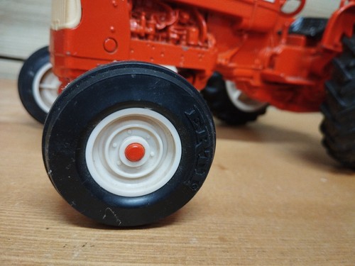 Allis Chalmers D19 Ertl Diecast Model - Large Scale - RARE Tractor Farming - Picture 3 of 21