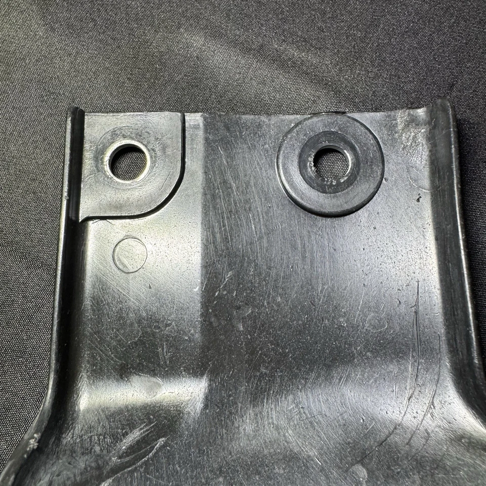 Protector guardabarros abrazador neumático trasero Kawasaki KLX300 KLX300E KLX300R 2020-2024 Foto 3 de 4