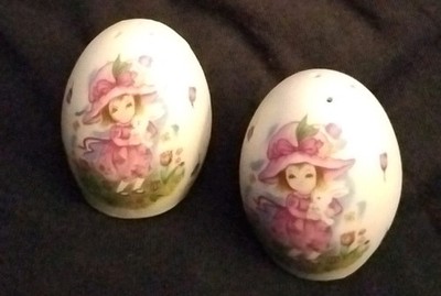 Set Of Vintage Lefton 8214 Easter Egg Salt & Pepper Excellent Condition