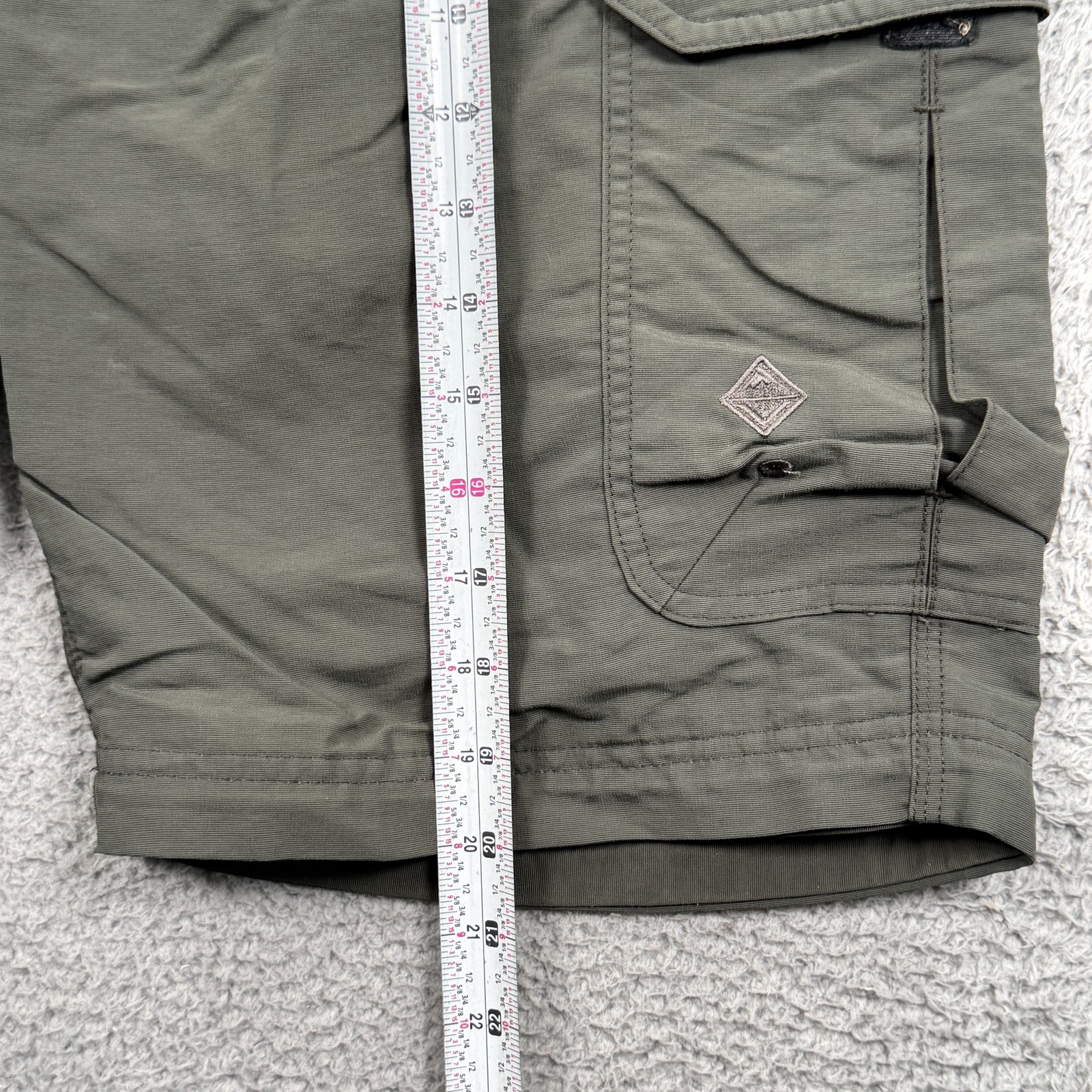 Venturing Switchbacks Shorts Mens Small Nylon Car… - image 3