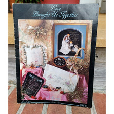 STONEY CREEK COLLECTION LOVE BROUGHT US TOGETHER cross stitch Book 35