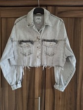Zara Cropped  Oversized  Denim Jacket In Light Wash  Distressed Raw Hem  Size S